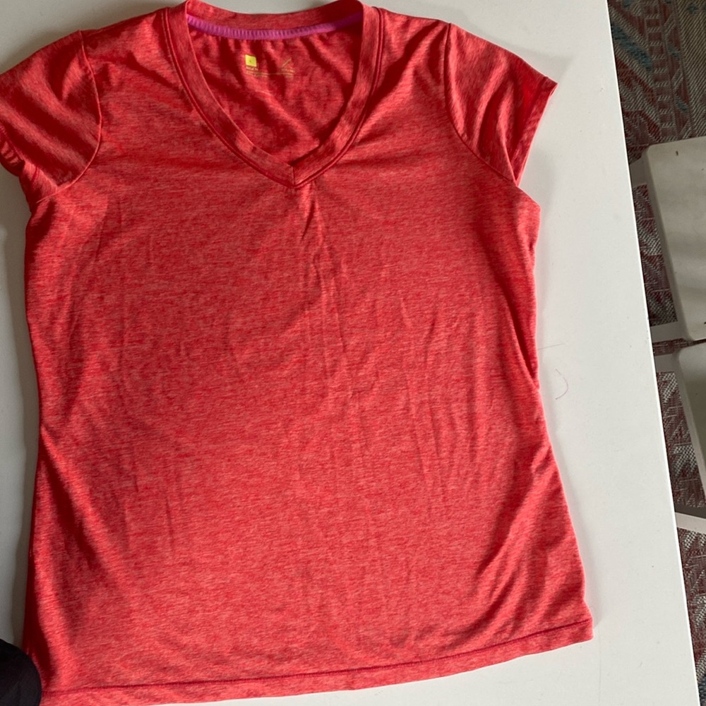 Athletic Top - Picture 2 of 4